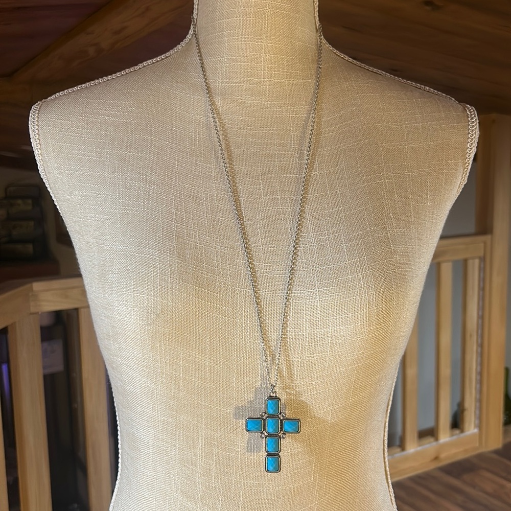 Avon NWT Marked Silver and Turquoise Colored Cross Necklace
